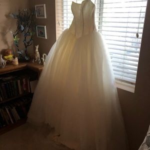Vera wang wedding dress